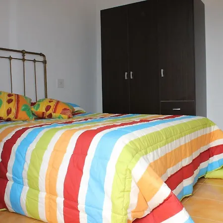 בית נופש Casa Con Piscina Comunitaria En Lloret.